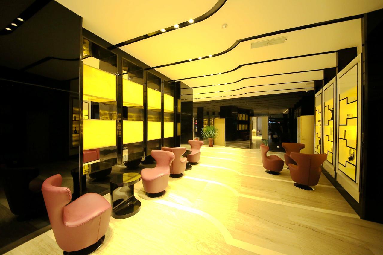 Lavande Hotel Qingdao North Station Shop Экстерьер фото